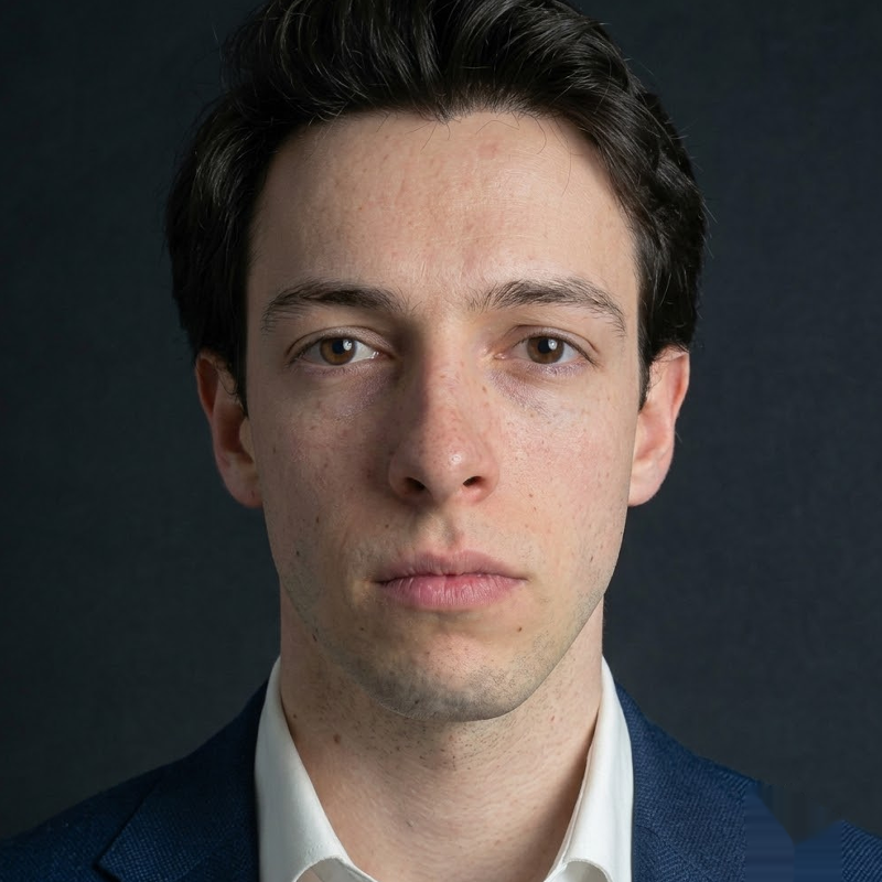 António Tomás, Co-Founder
